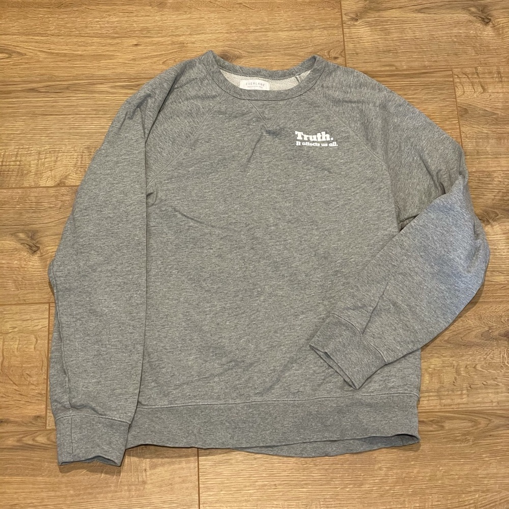 Everlane New York Times Sweatshirt - L